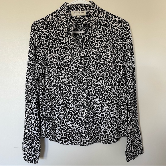 Jones New York Leopard Print Button Down Blouse. Size PP. Petite 0-2 - Picture 1 of 7